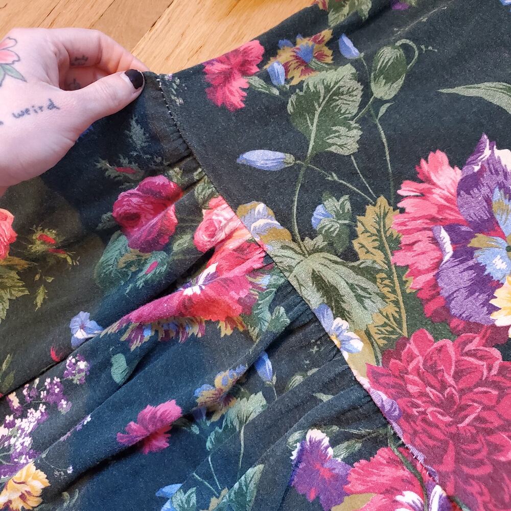 Vintage 80's Forest Green Floral A Line Fit and Flare Half Sleeve Midi Dress - Picture 9 of 12